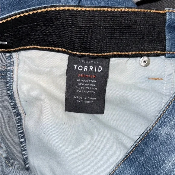 TORRID Women's Jeans Size 12 T Sky
High Skinny Heartthrob NWT - Picture 10 of 10
